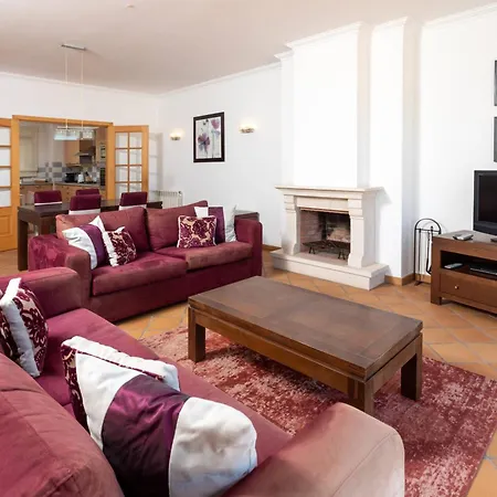 Sun And Waves Retreat, Del Rey A4 * Praia del Rei
