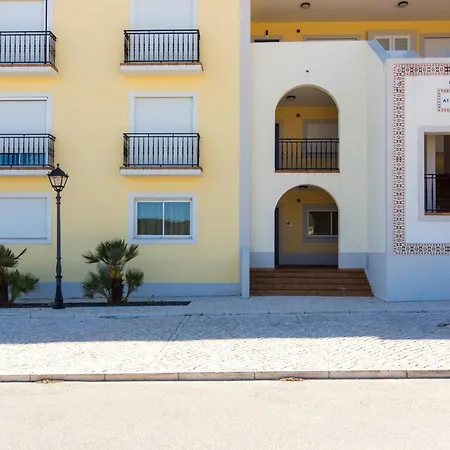 Sun And Waves Retreat, Del Rey A4 Praia del Rei